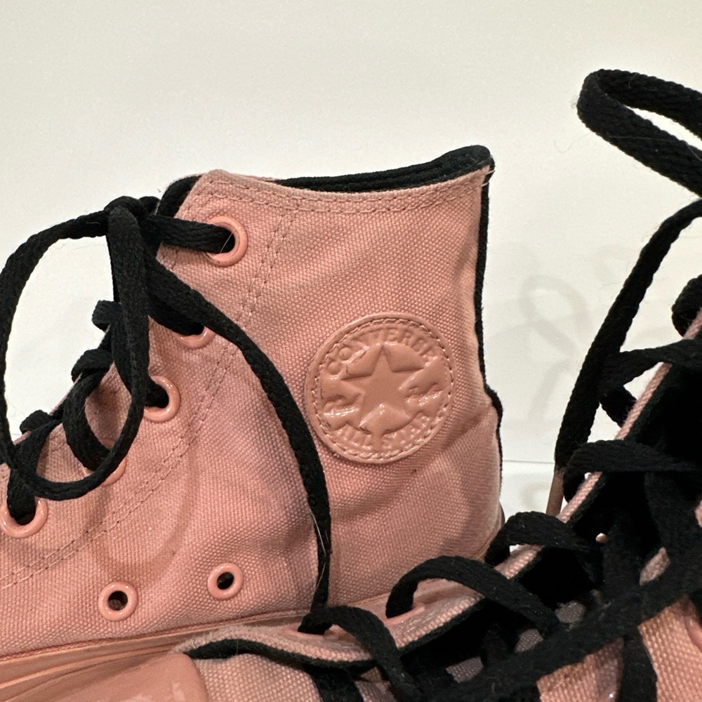 Converse Women's Pink High-Top Sneakers